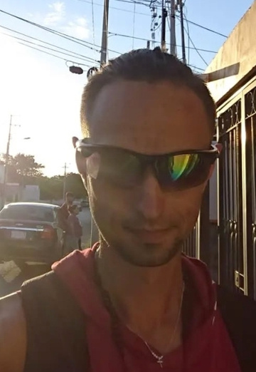 Alex (@walkingcrowone) — my photo № 5