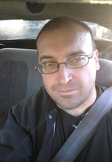 Charles (@charles2105) — my photo № 1