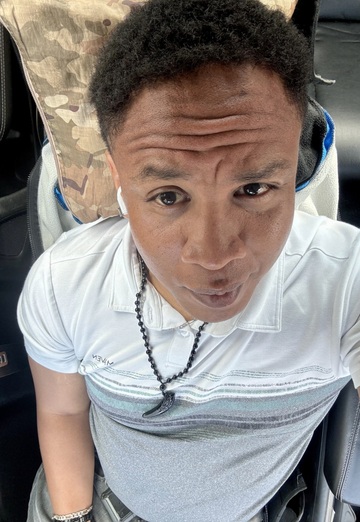 Tony (@toby125) — my photo № 1