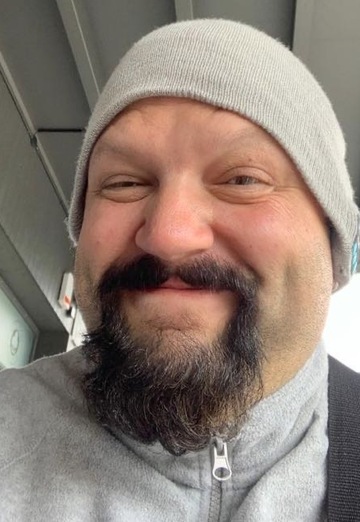 Gubic (@cowboy75buddy) — my photo № 1