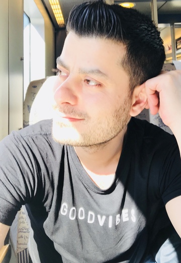 Hossen (@hossen7) — my photo № 3