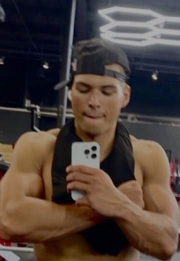 Luca ✞ (@luca728) — my photo № 3