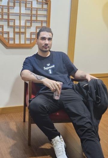 Che (@che401) — my photo № 1