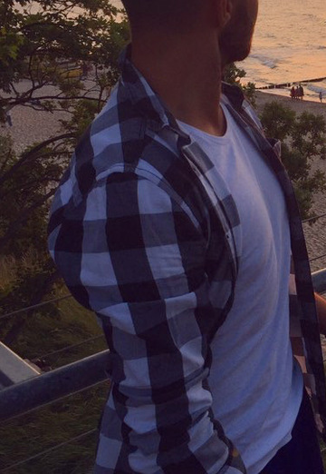 Aleks (@alex142722) — my photo № 1