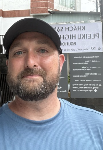 Dustin (@dustin212) — my photo № 1