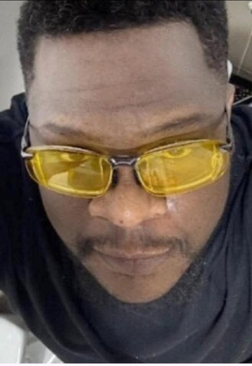 Robert (@rob4wife) — my photo № 6