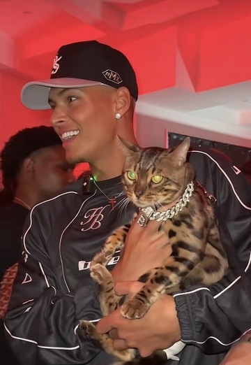 My photo - Luca ✞, 20 from Shanghai (@luca728)