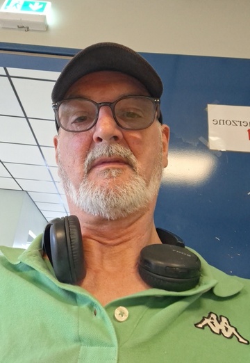 Henry (@henry3996) — my photo № 1