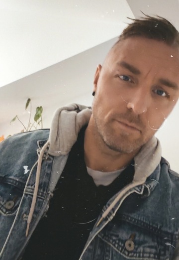 Alex (@alex142880) — my photo № 2