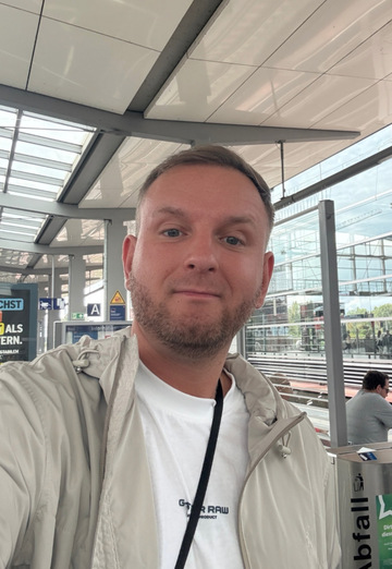 Tino (@tinozeigmalkurz) — my photo № 4