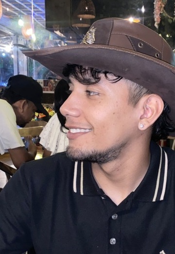 Johan (@johan569) — my photo № 2