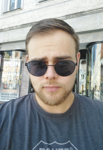 Galal (@galal19) — my photo № 1