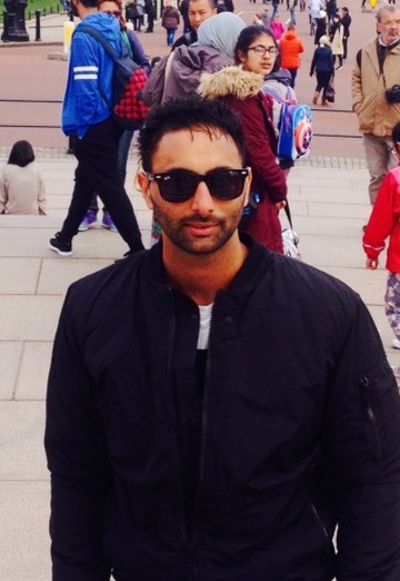 Raj (@raj2533) — my photo № 1